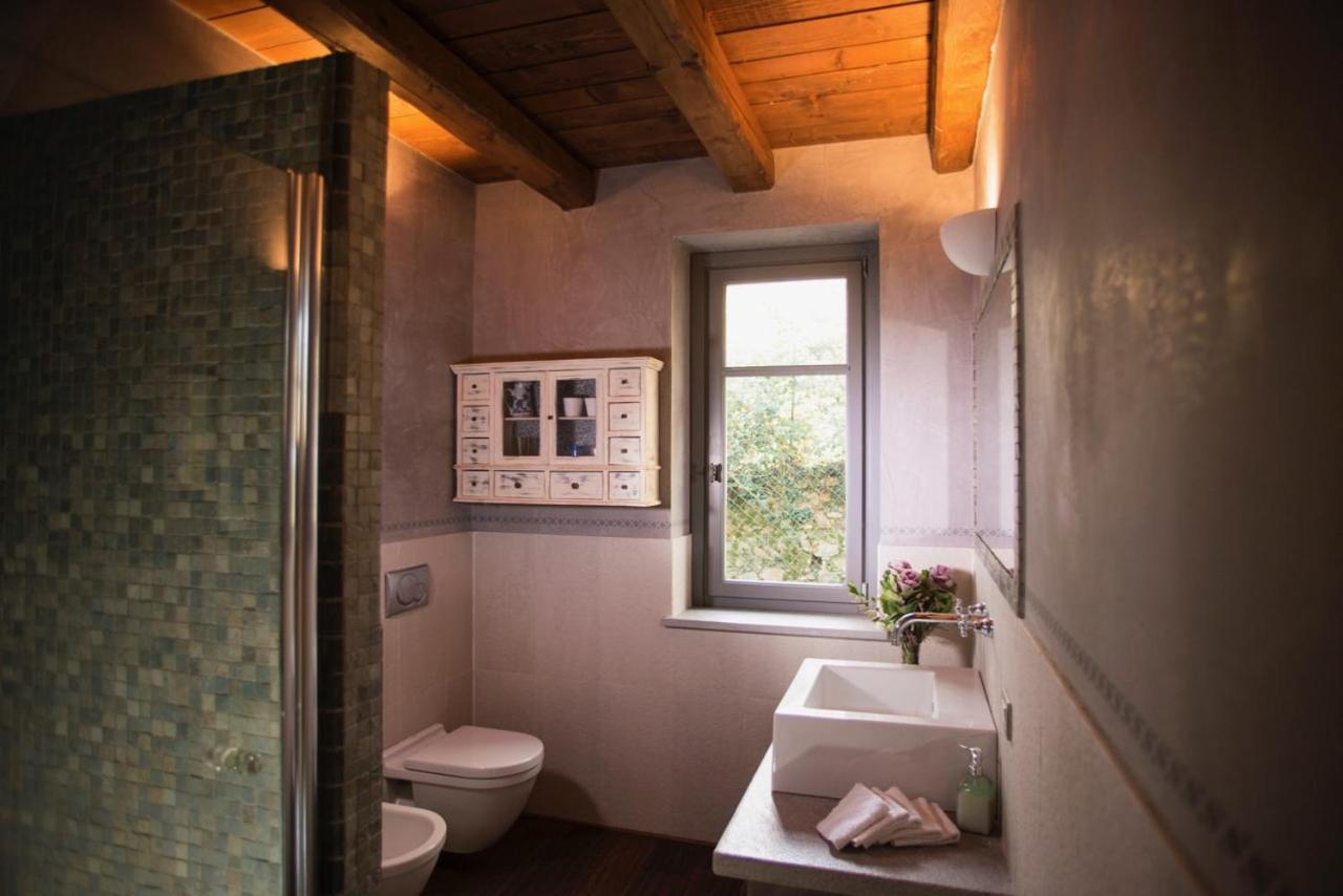 Cascina Canee Angera Bagian luar foto